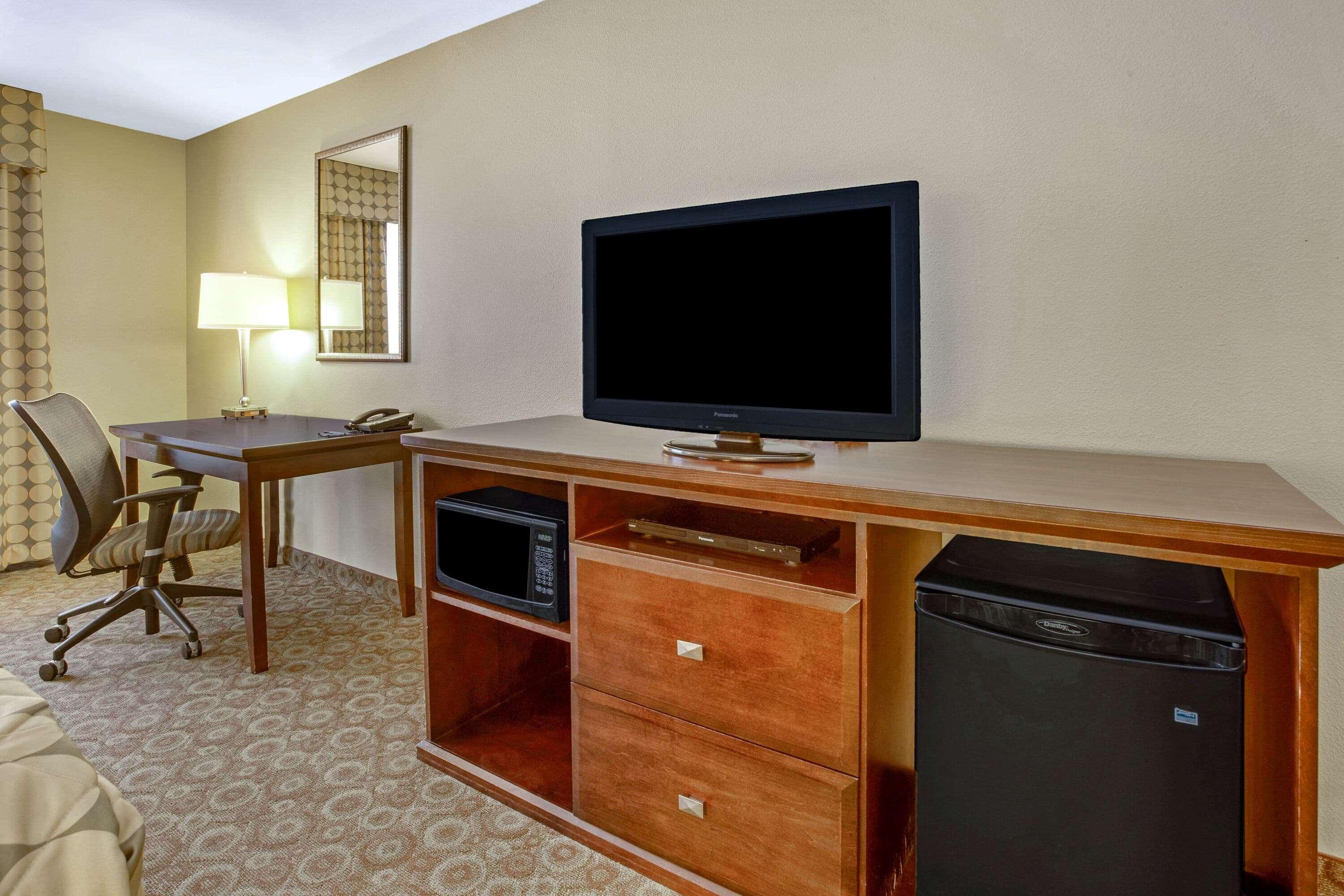 La Quinta By Wyndham Hotel
